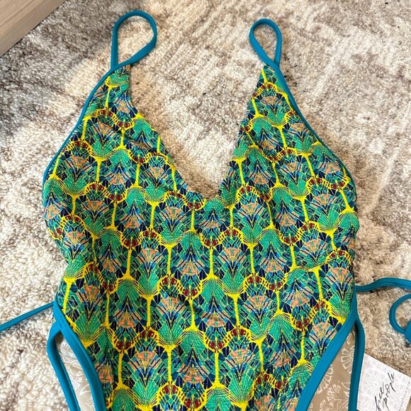 FREE PEOPLE Amber Printed One-Piece Swimsuit in Green Size X-Small NWT - Picture 4 of 10